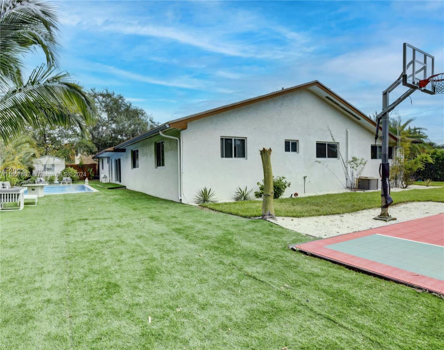 VENETIAN GARDEN REV - Residential