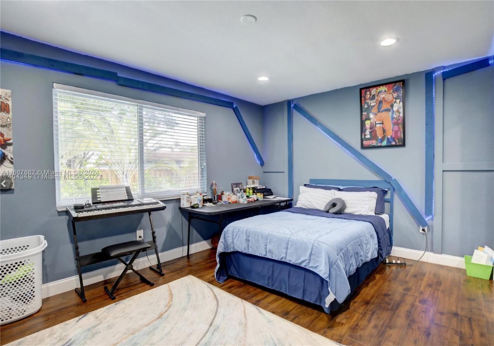 VENETIAN GARDEN REV - Residential