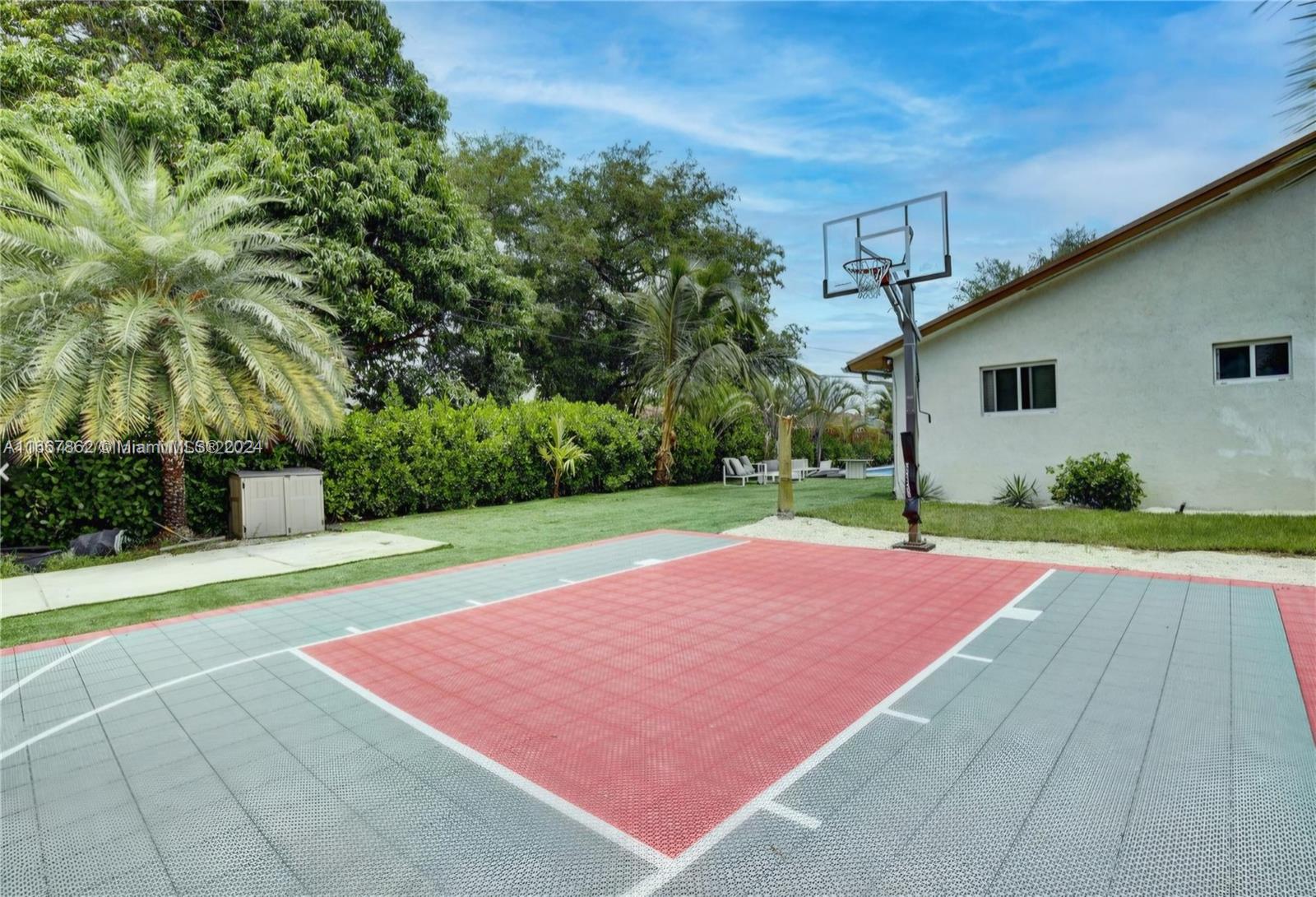 VENETIAN GARDEN REV - Residential
