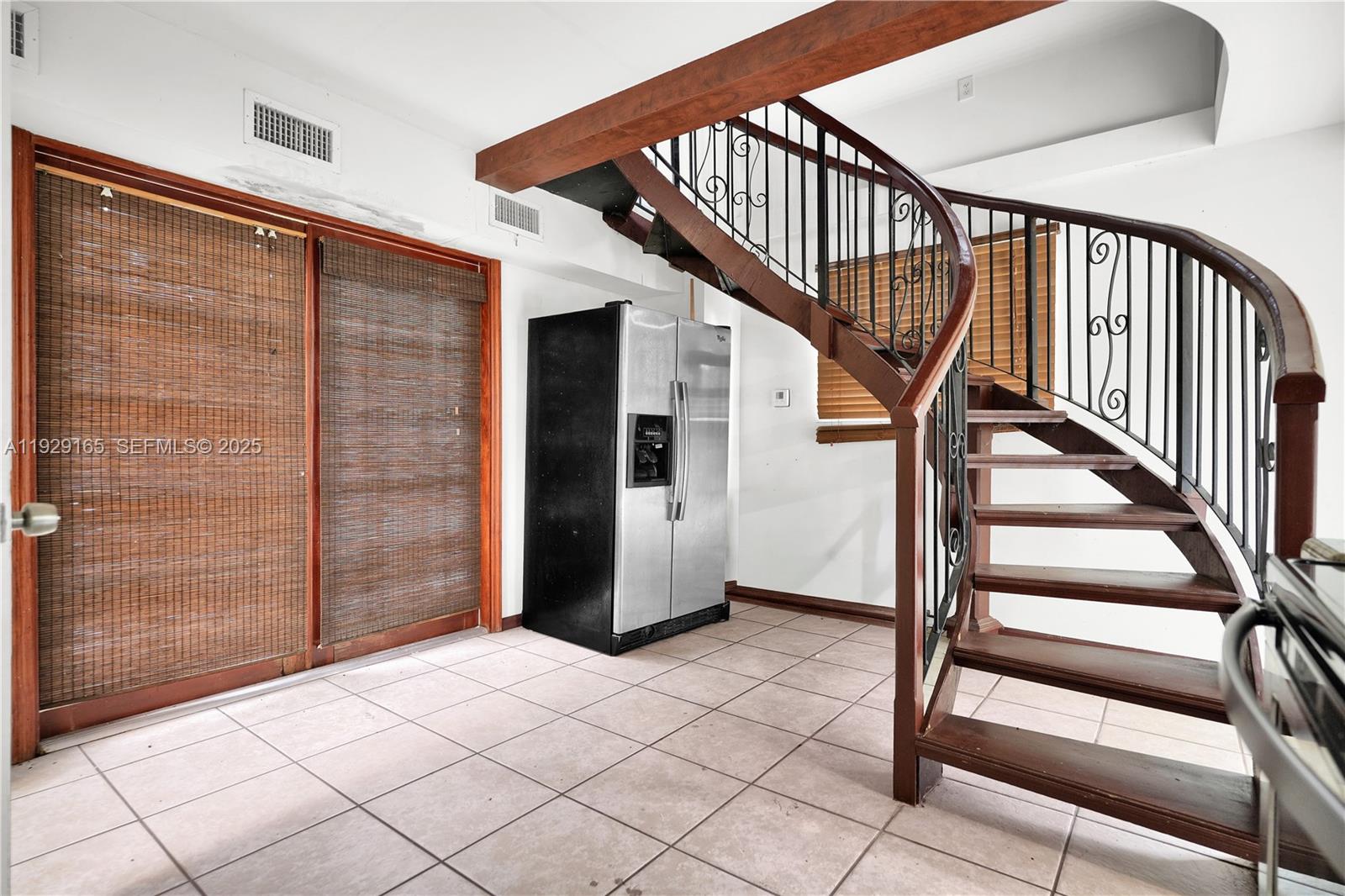 SWEETWATER ESTS SUB - Residential