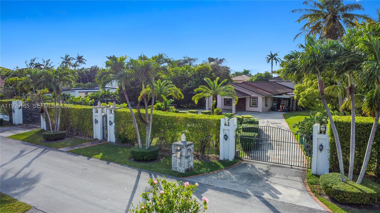 SWEETWATER ESTS SUB - Residential