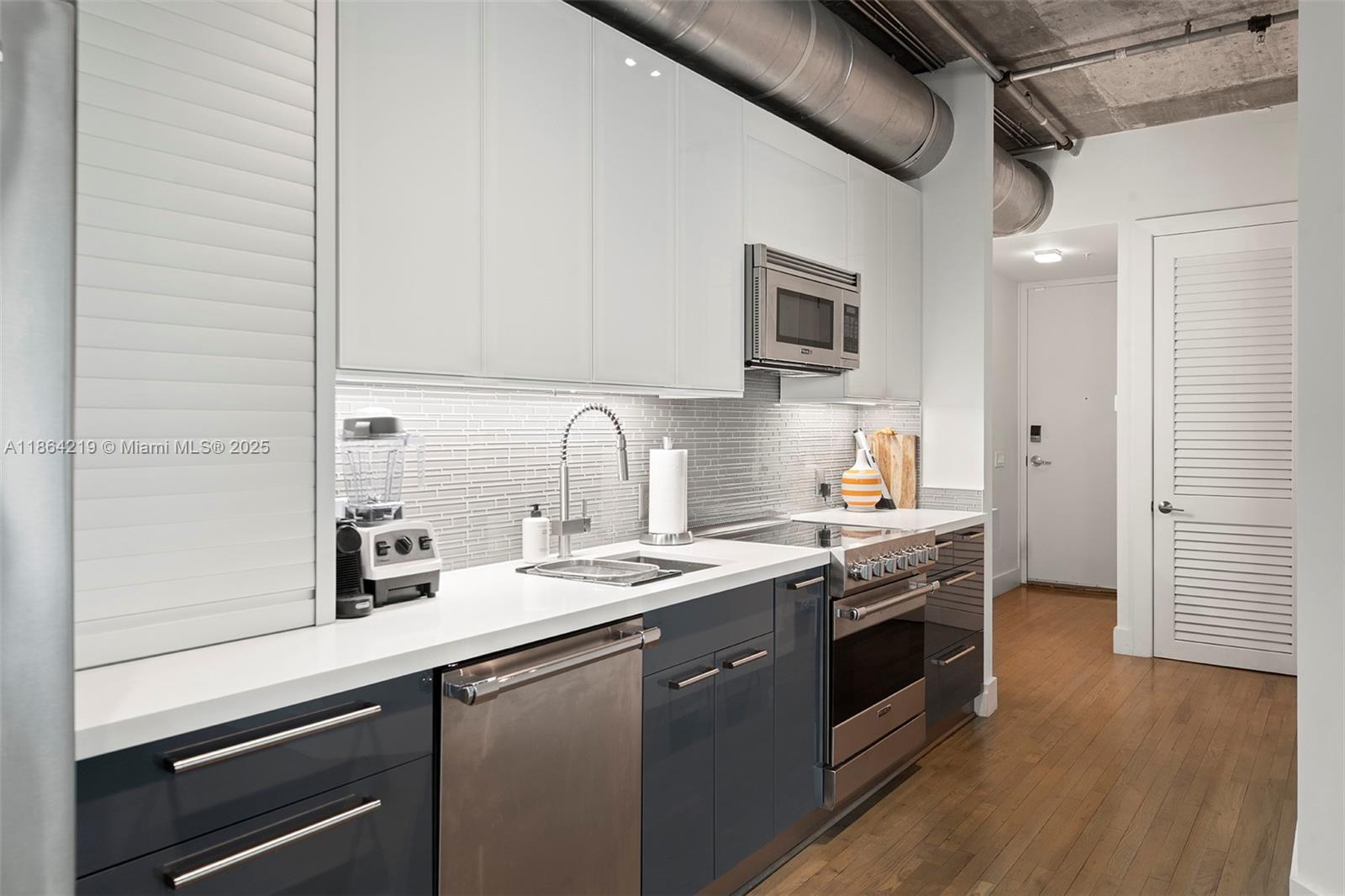 THE MONTCLAIR CONDO - Residential