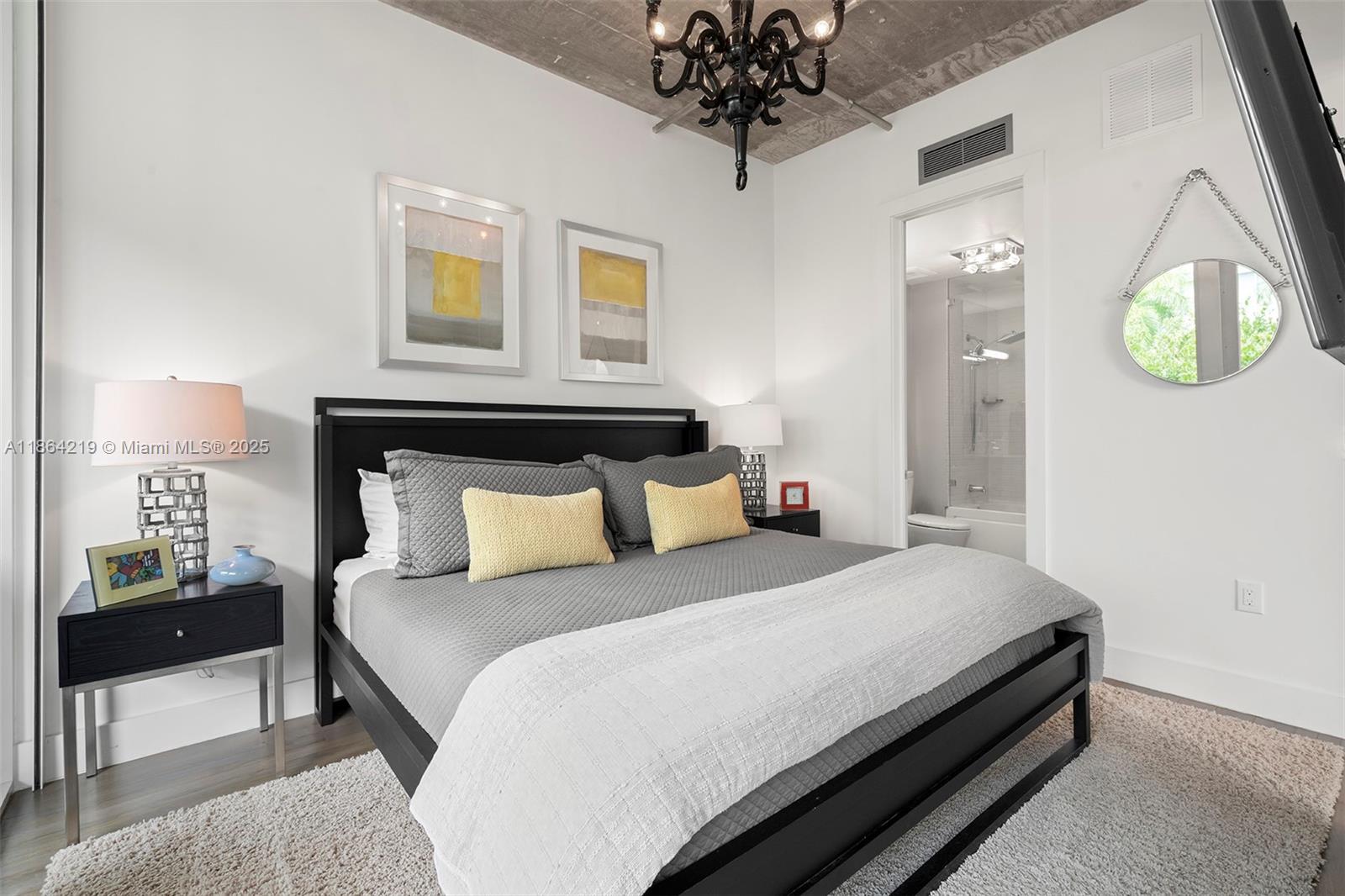 THE MONTCLAIR CONDO - Residential