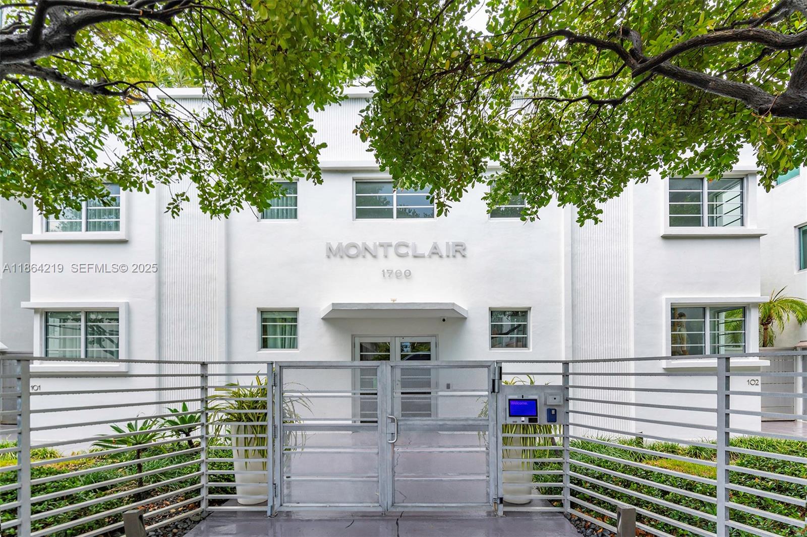 1700 Meridian Ave 307