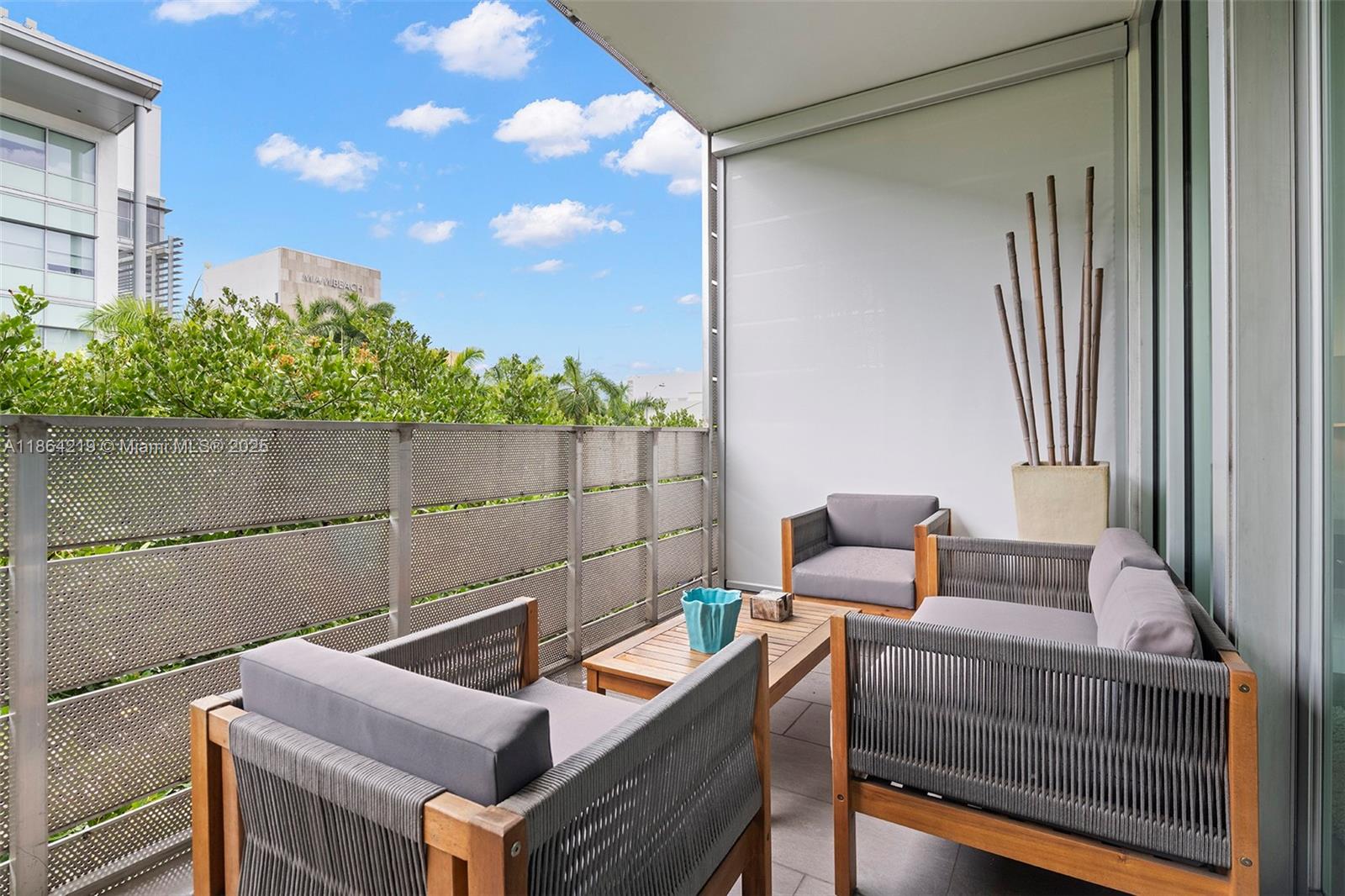 THE MONTCLAIR CONDO - Residential