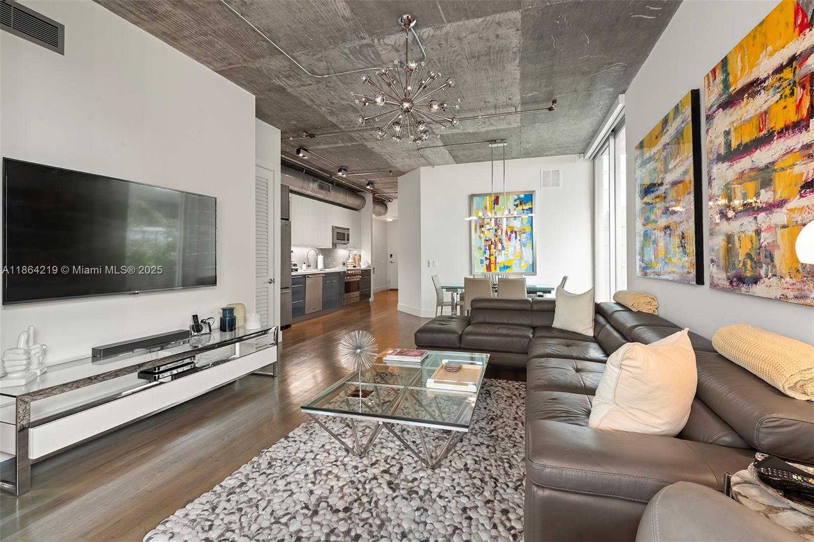 THE MONTCLAIR CONDO - Residential