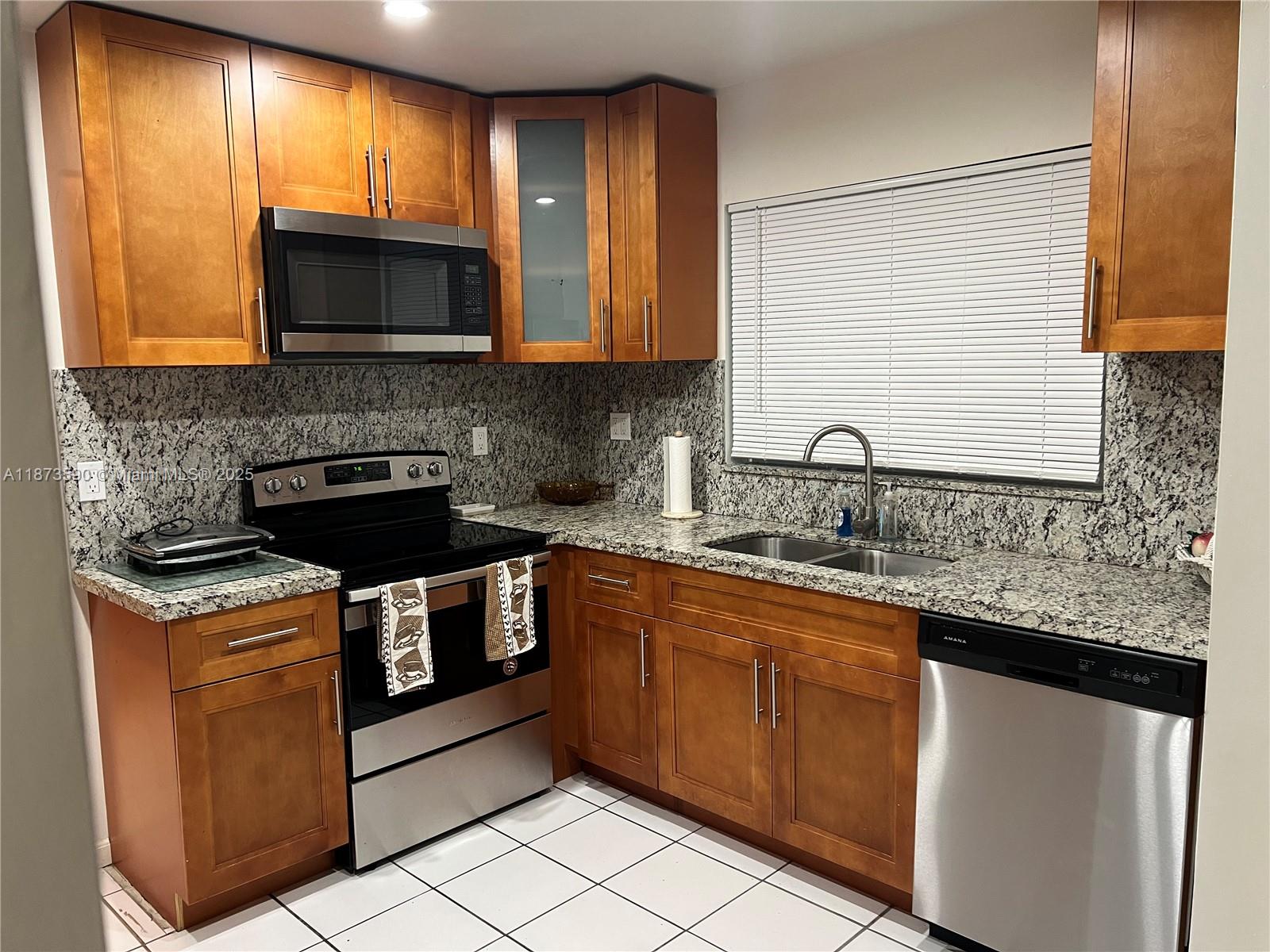 LES CHALETS II - Residential