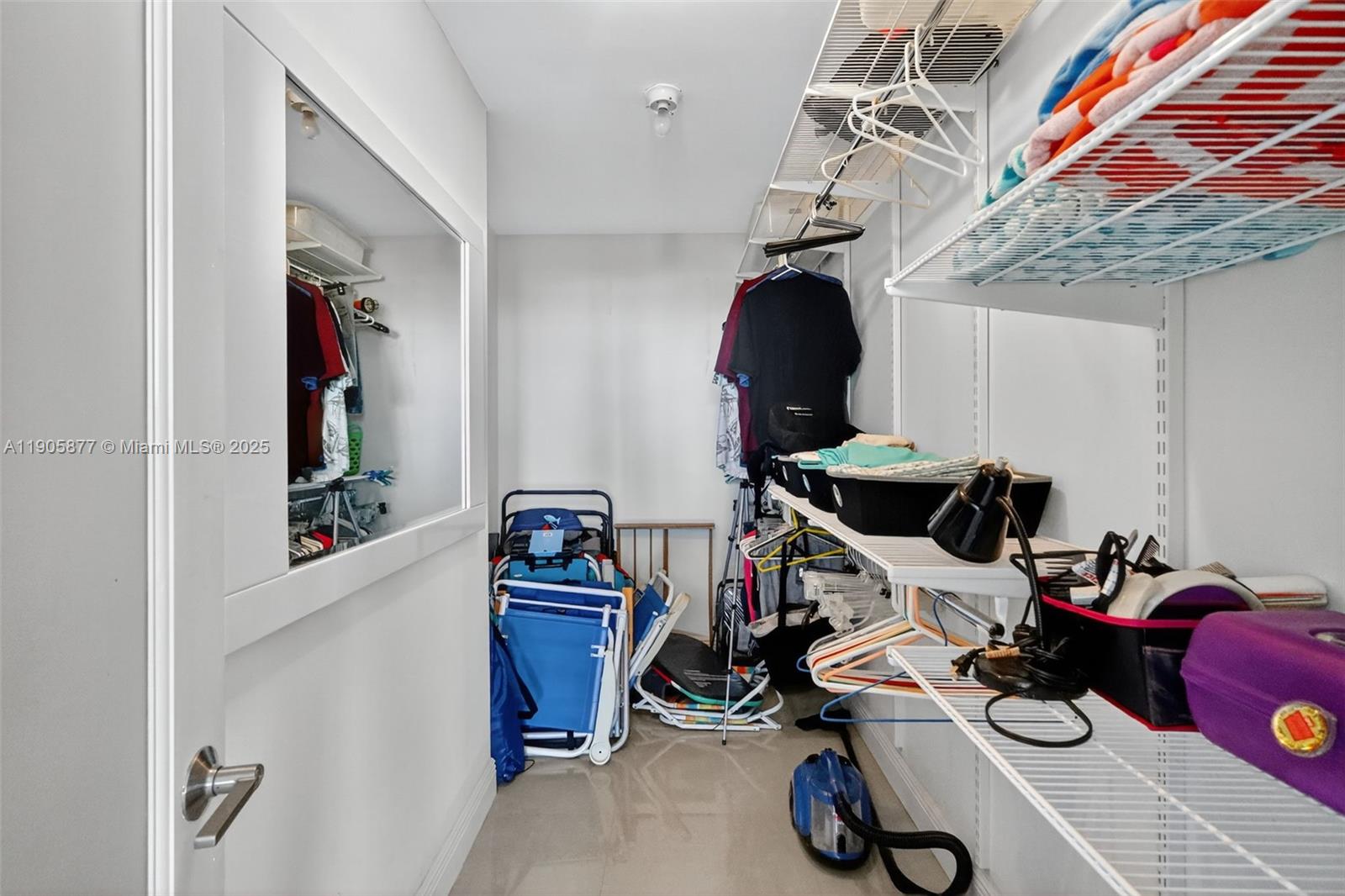 BURLEIGH HOUSE CONDO - Residential