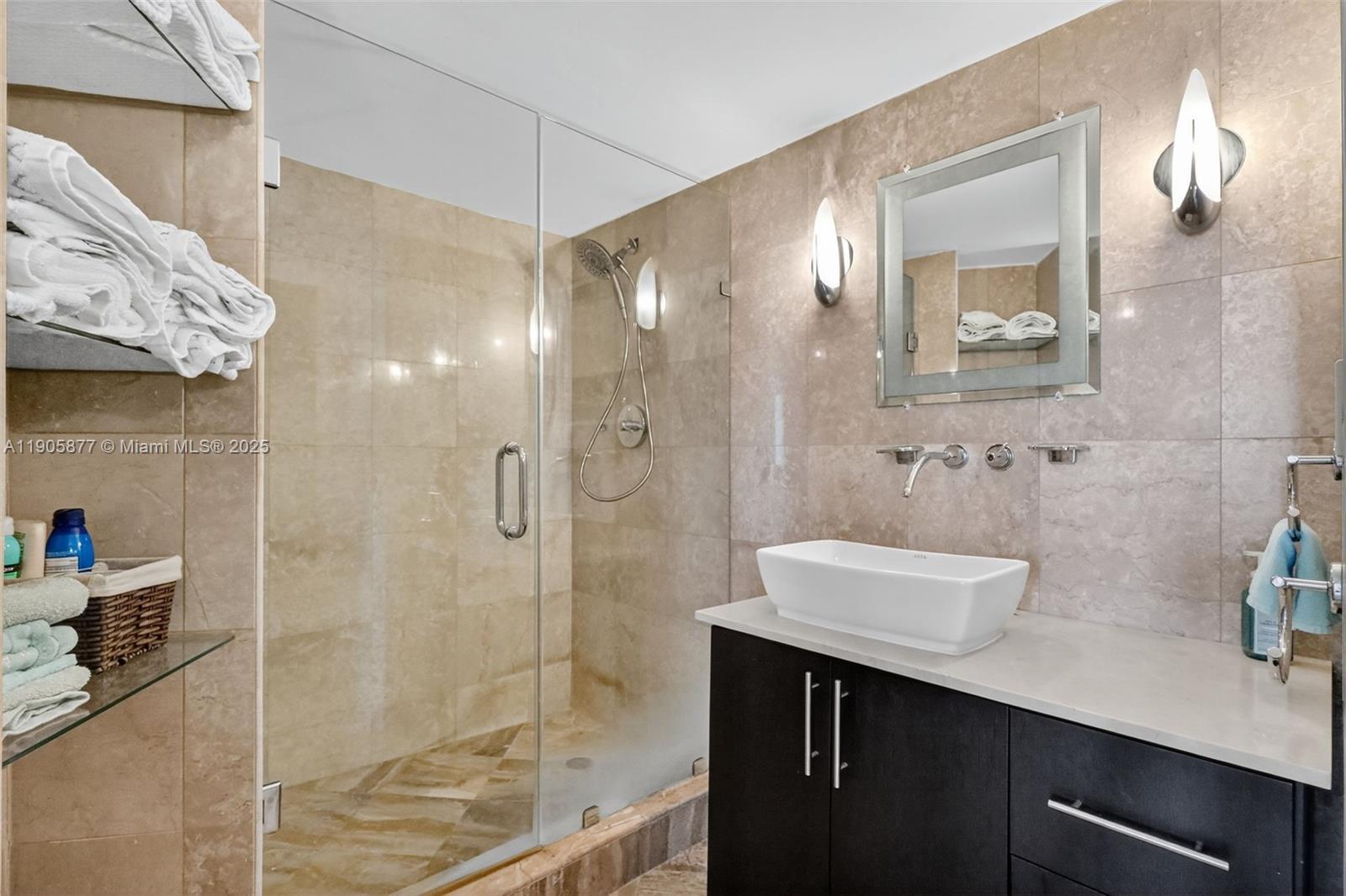 BURLEIGH HOUSE CONDO - Residential