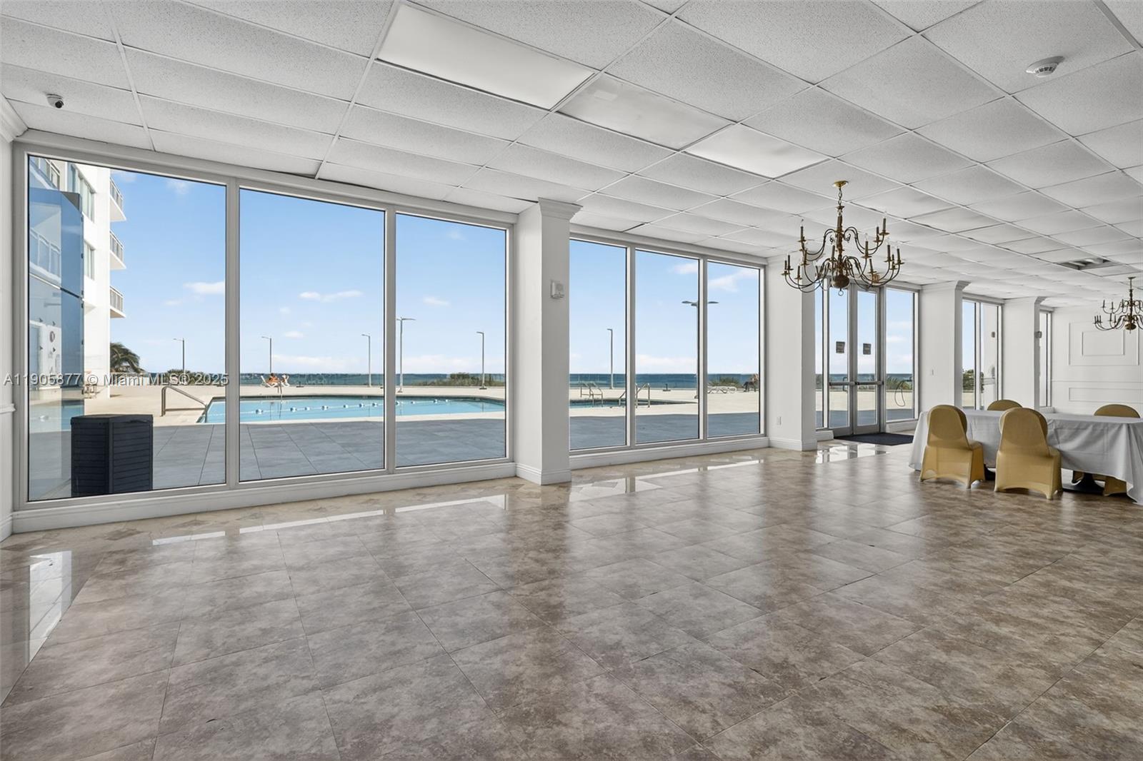 BURLEIGH HOUSE CONDO - Residential