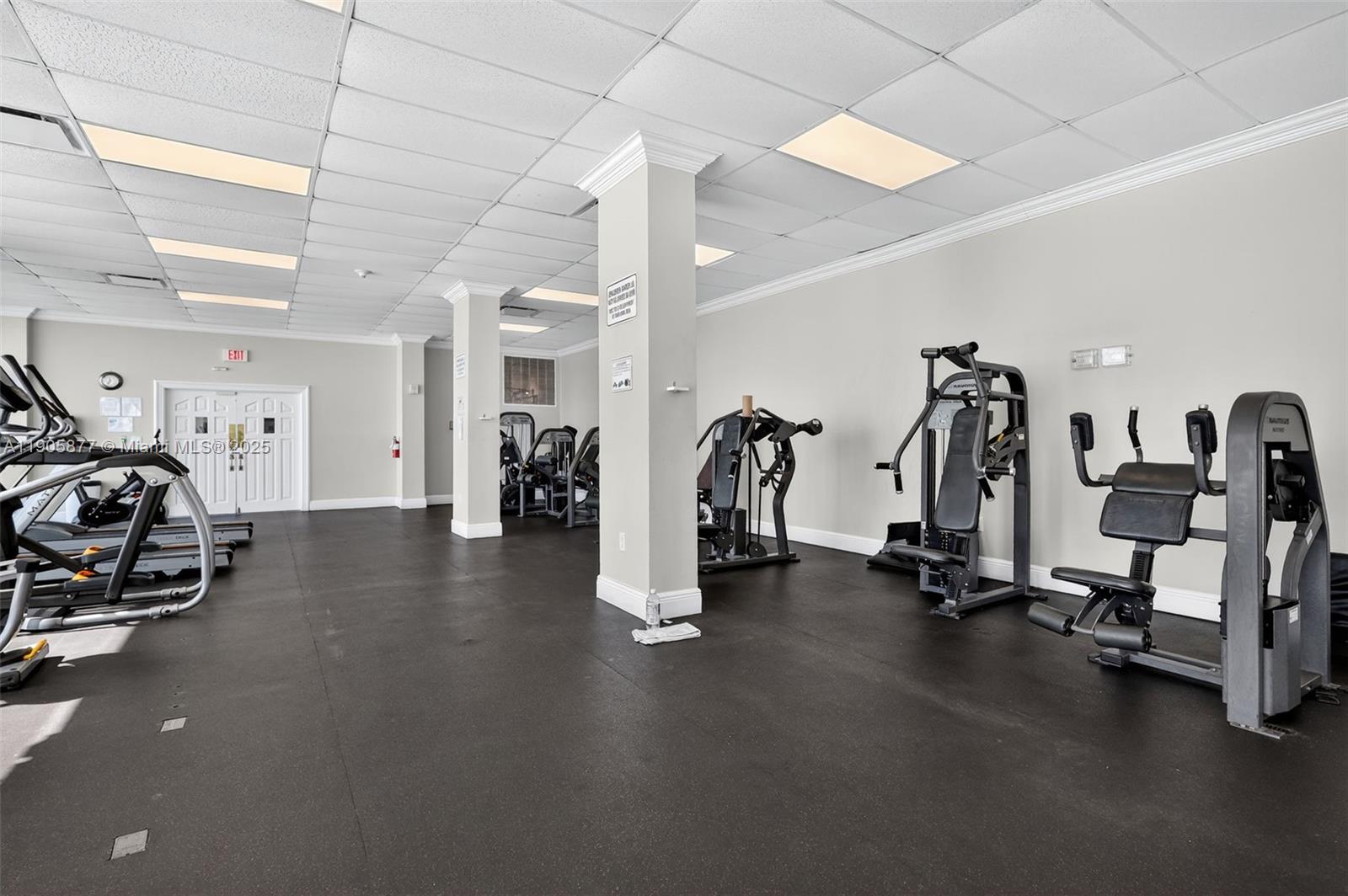 BURLEIGH HOUSE CONDO - Residential