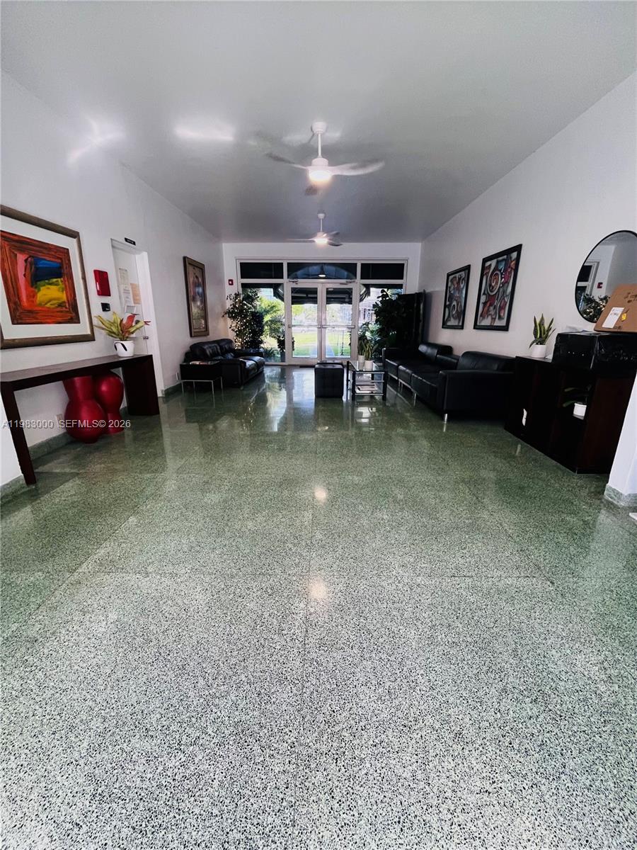 10190 Collins Ave 106