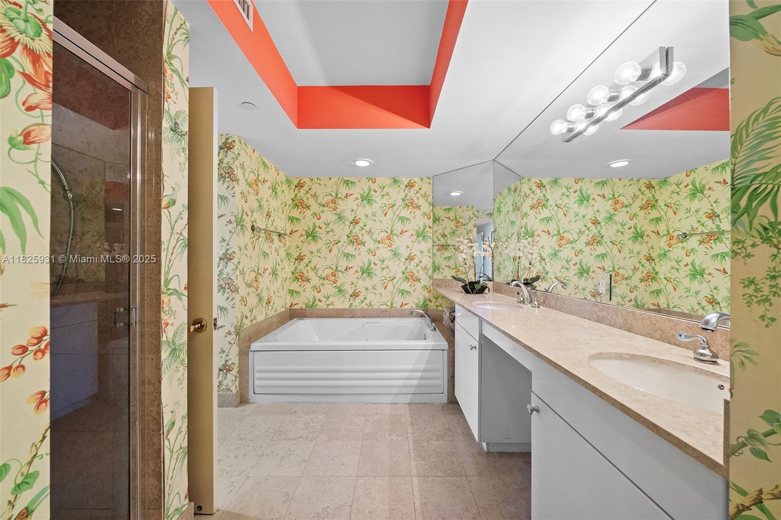 GREEN DIAMOND CONDO - Residential Lease