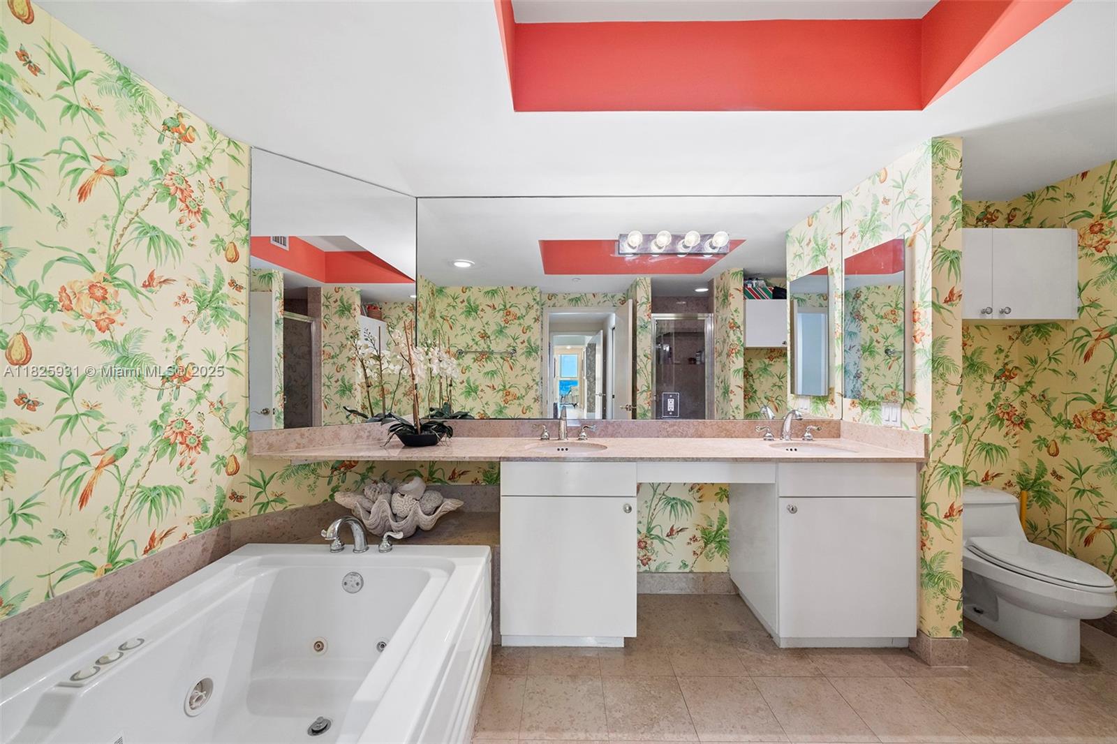 GREEN DIAMOND CONDO - Residential Lease