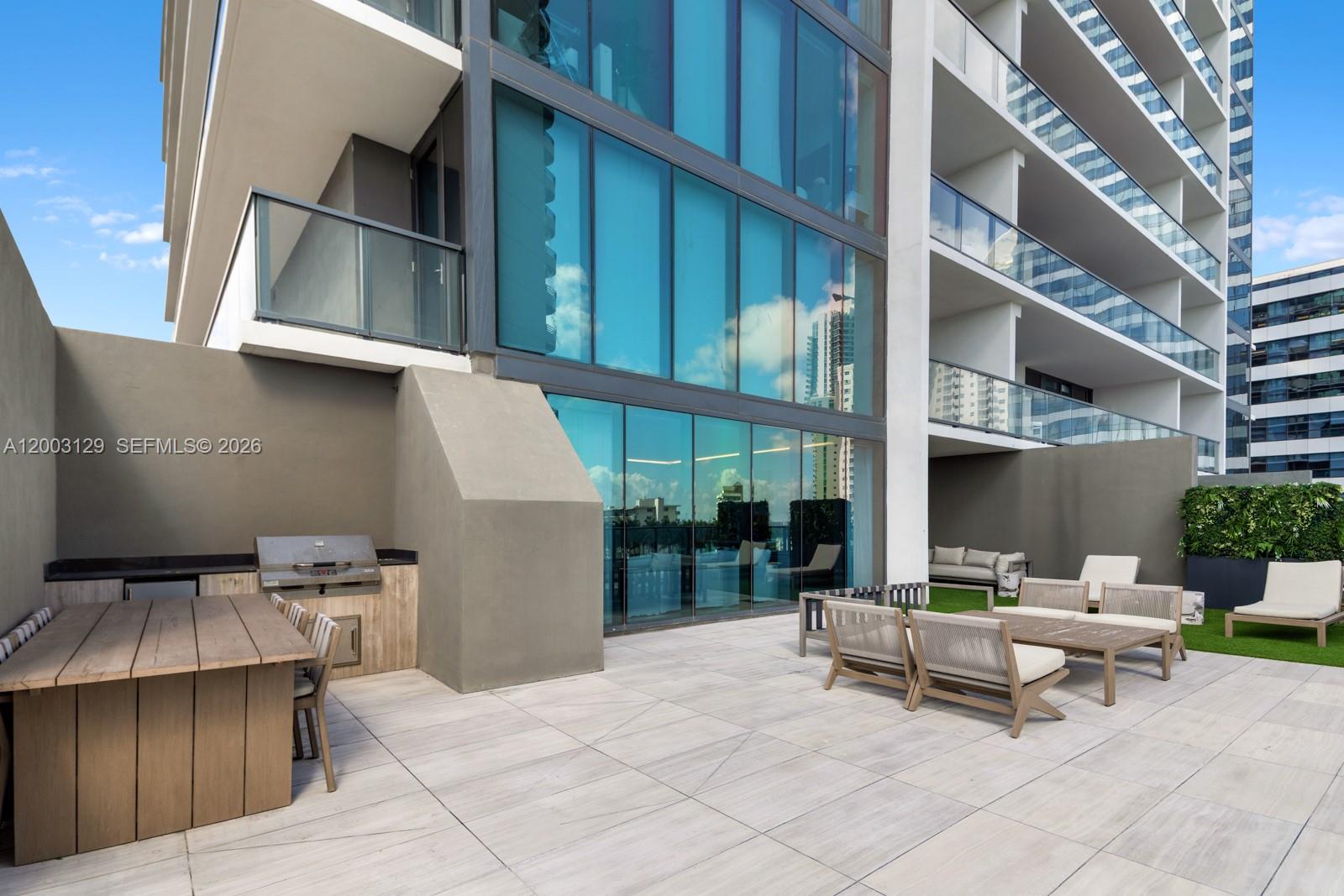 ECHO BRICKELL CONDO - Residential