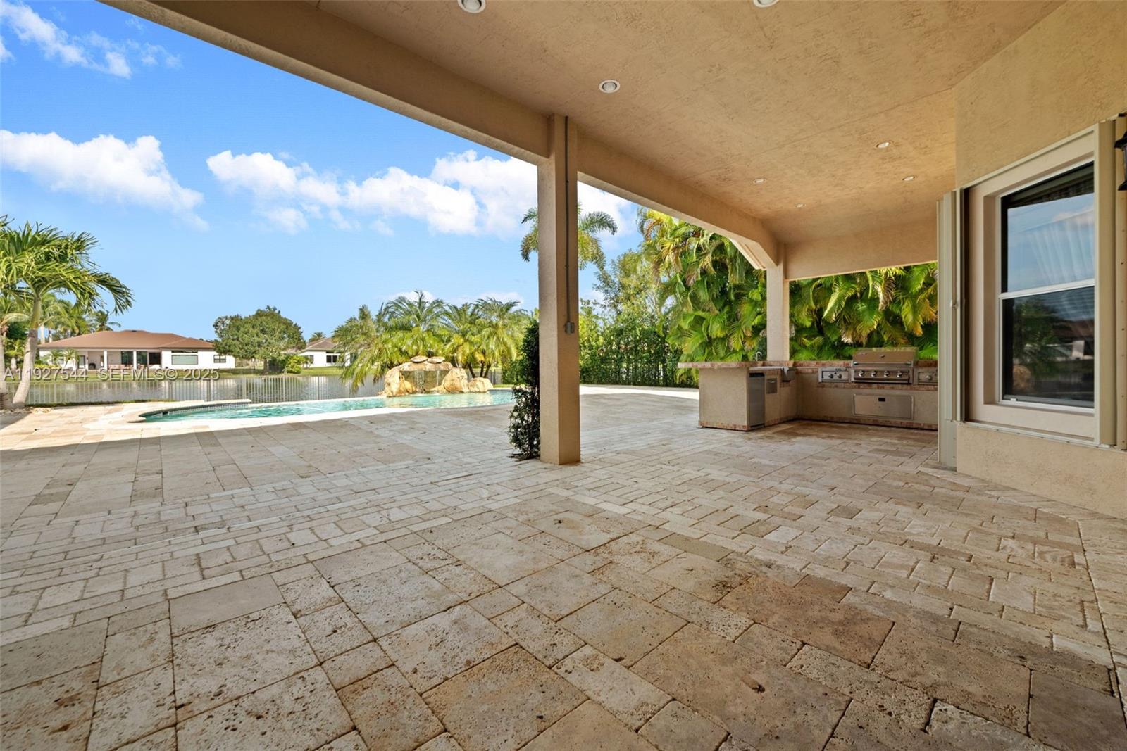 RIVERSTONE - Residential Lease