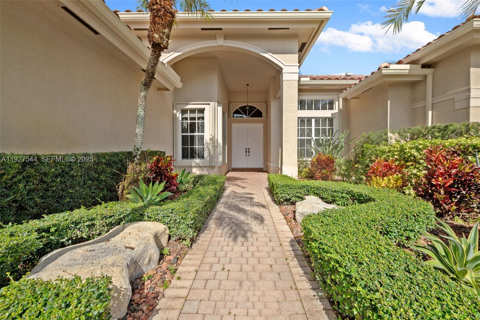 RIVERSTONE - Residential Lease