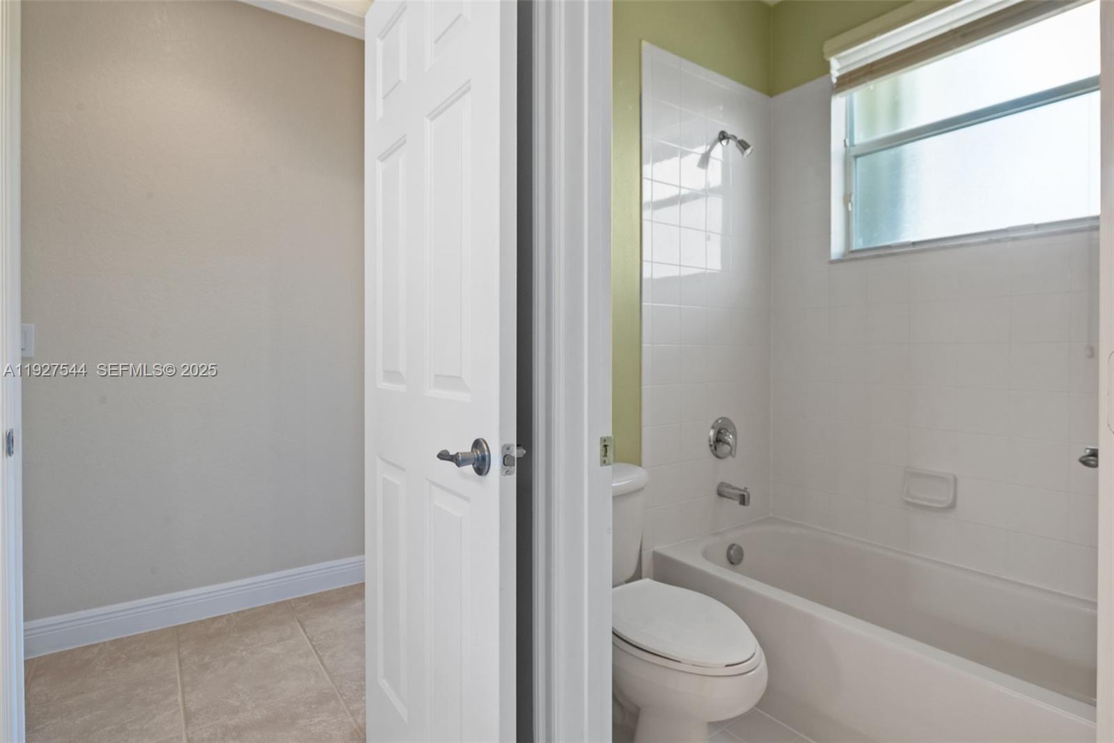 RIVERSTONE - Residential Lease