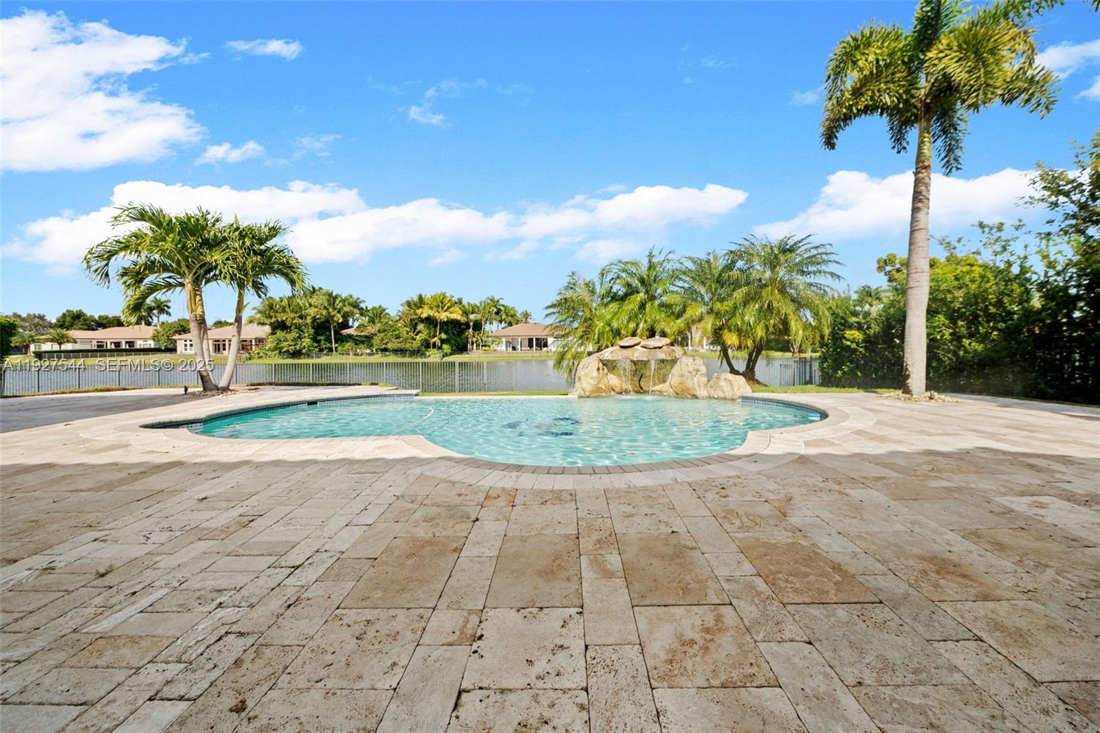 RIVERSTONE - Residential Lease