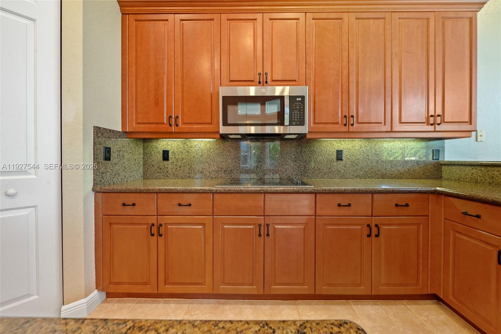 RIVERSTONE - Residential Lease