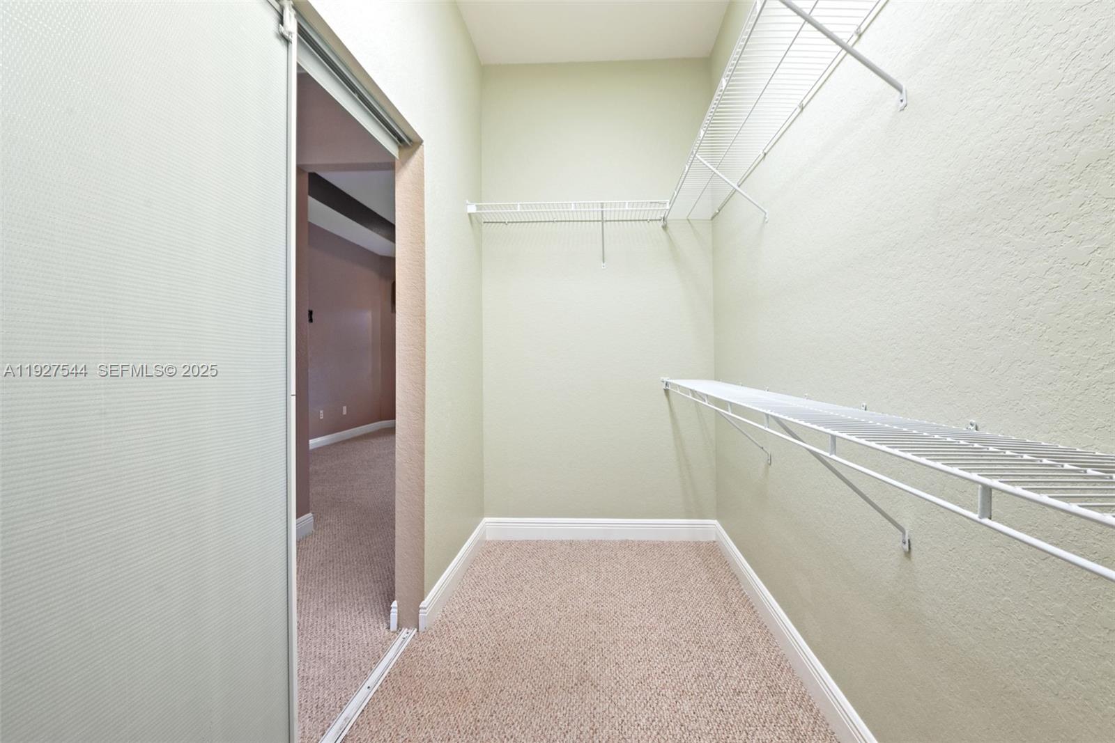 RIVERSTONE - Residential Lease