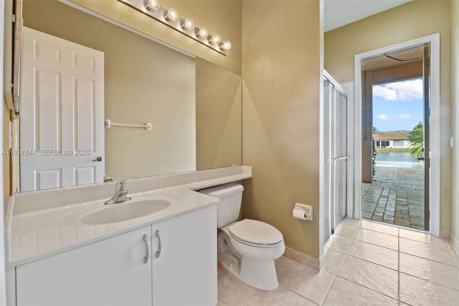 RIVERSTONE - Residential Lease