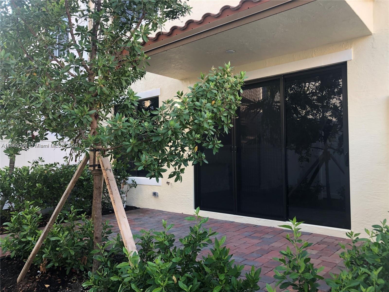 CT INDUSTRIAL PLAT - Residential Lease