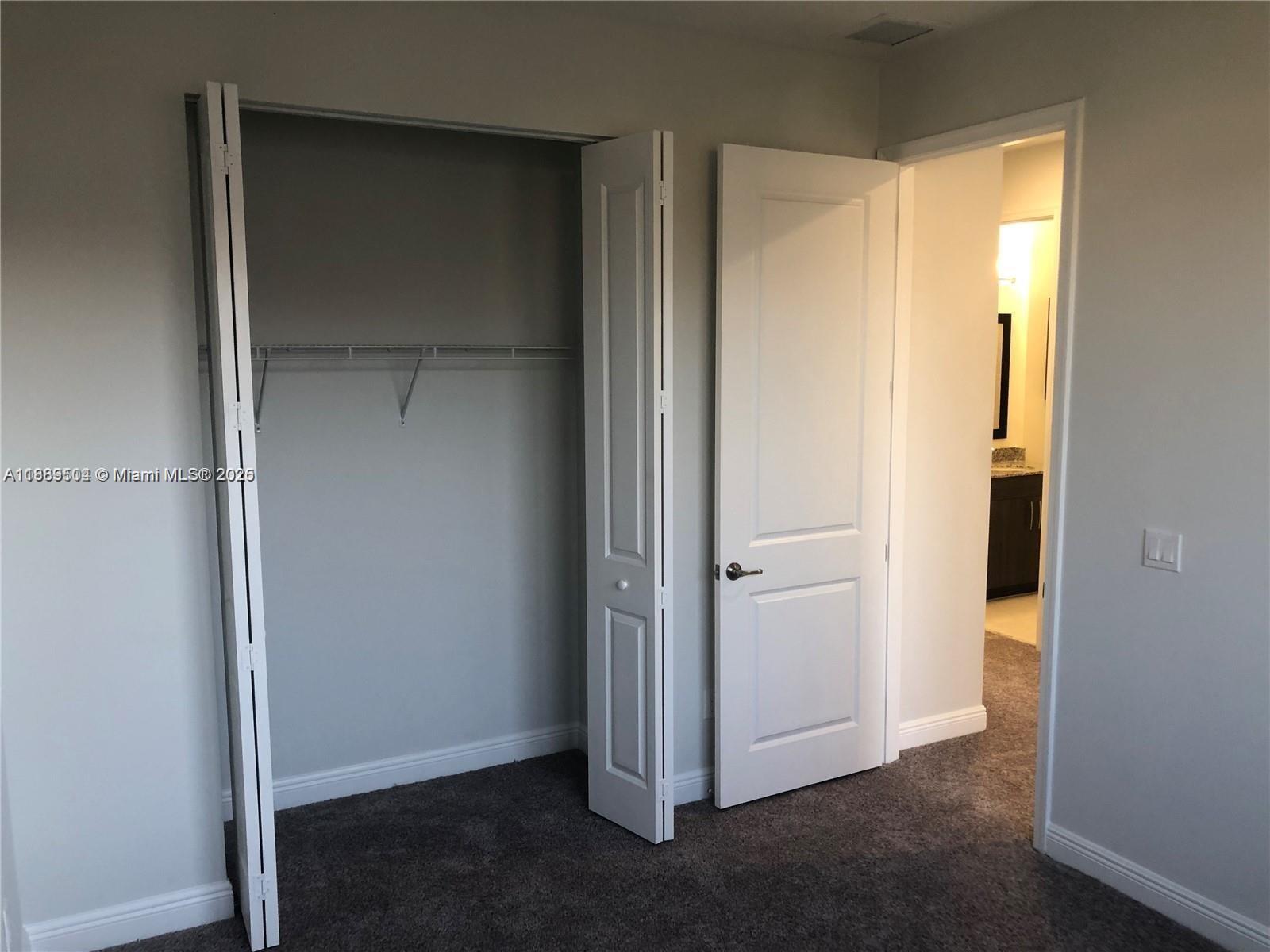 CT INDUSTRIAL PLAT - Residential Lease