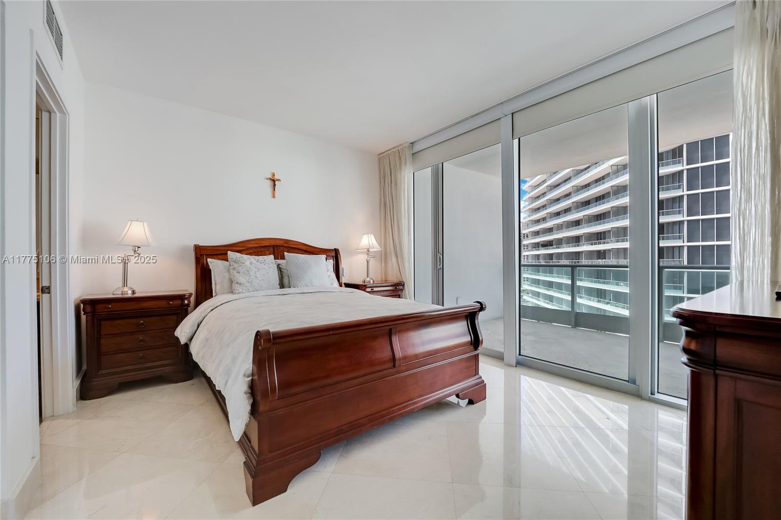 JADE RESIDENCES AT BRICKE - Residential