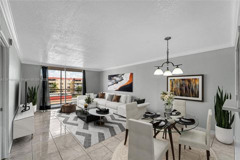 Photo of 410 NW 68th Ave #403, Plantation, FL 33317 (MLS # A11878693)