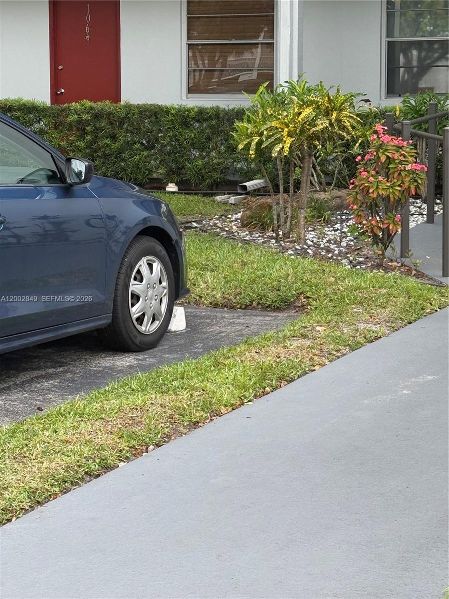 1401 SW 134th Way 106C