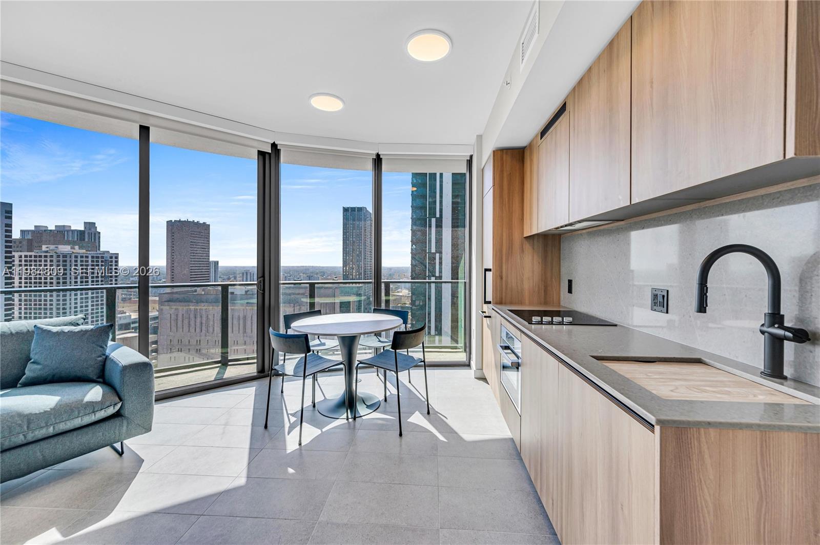 501 East Residences - Residential