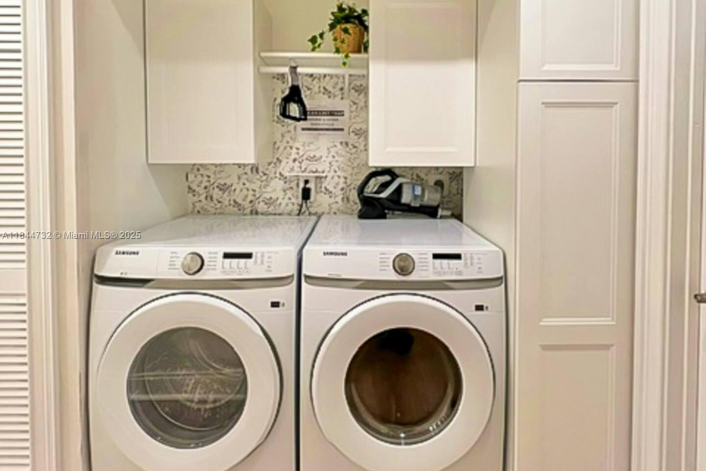 The Acreage - Residential