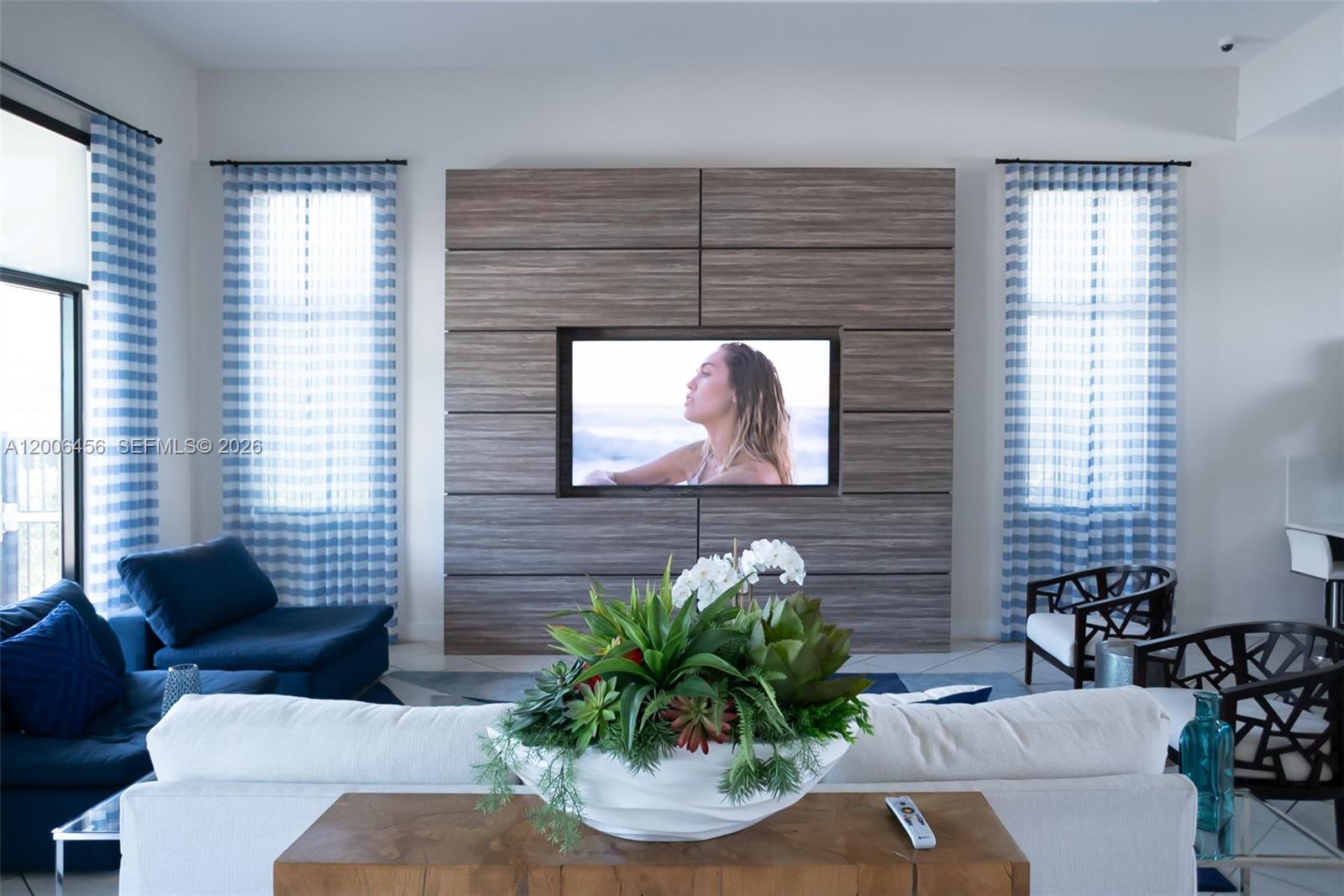 COCO PALM VILLAS - Residential