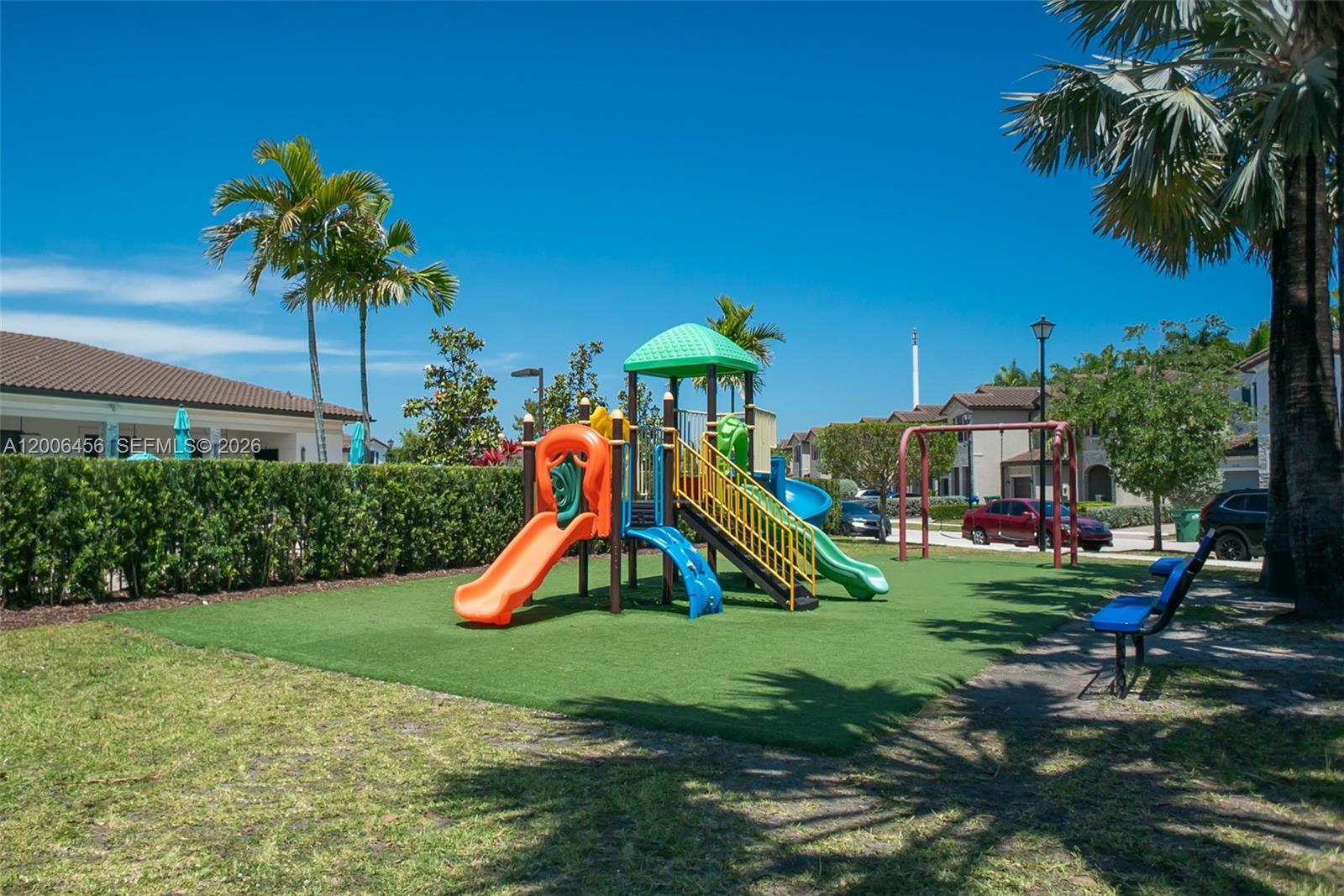 COCO PALM VILLAS - Residential