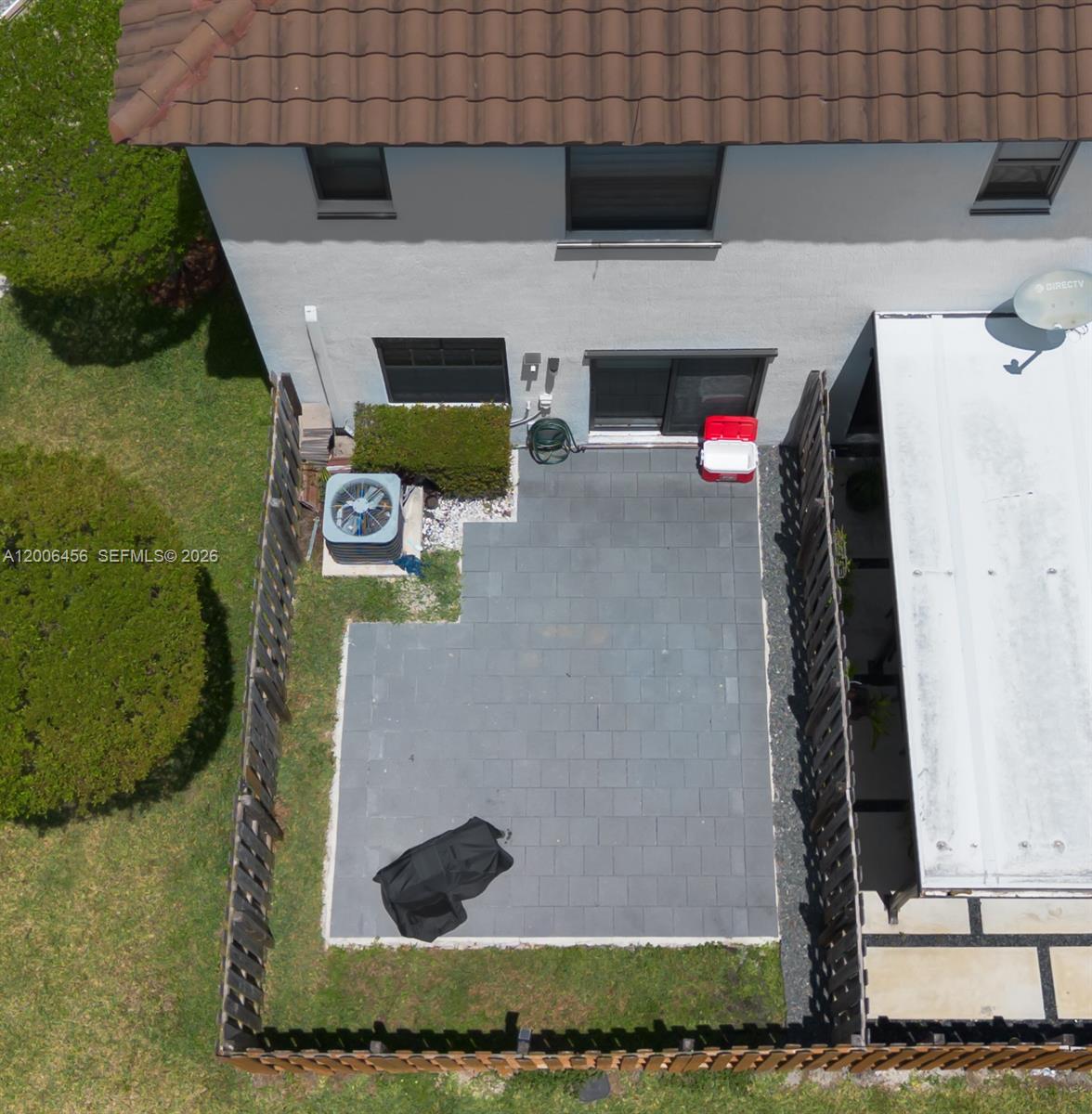 COCO PALM VILLAS - Residential