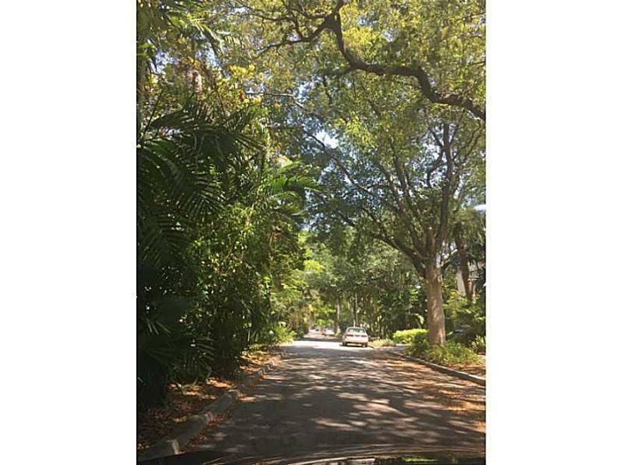 WONDERFUL LOCATION  EAST OF BISCAYNE BLV IN THE UPPER EAST SIDE. THIS CHARMING SPANISH UNIT FEATURES REAL WOOD FLOORS, NEW KITCHEN, LARGE 1 BEDROOM AND A DEN, AS WELL AS A LIVING ROOM. JUST WALK OUTSIDE AND TAKE A  WALK TO THE BAY AND  WATCH THE SUNRISE O R READ A BOOK. RIDE YOUR BICYCLE IN THE NEIGHBORHOOD AND ENJOY THE VARIOUS RESTAURANTS. VERY CLOSE TO DESIGN DISTRICT, WYNWOOD, BRICKELL AND DOWNTOWN. PLEASE SEE ATTCH PROSPECTIVE TENANT DOCUMENTS. POTENTIAL TENANTS WILL GO THRU APPLICATION AND BACKGROUND