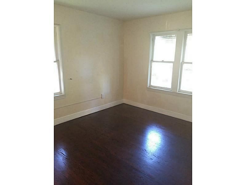 WHITES LEMON CITY REV & A - Residential Lease