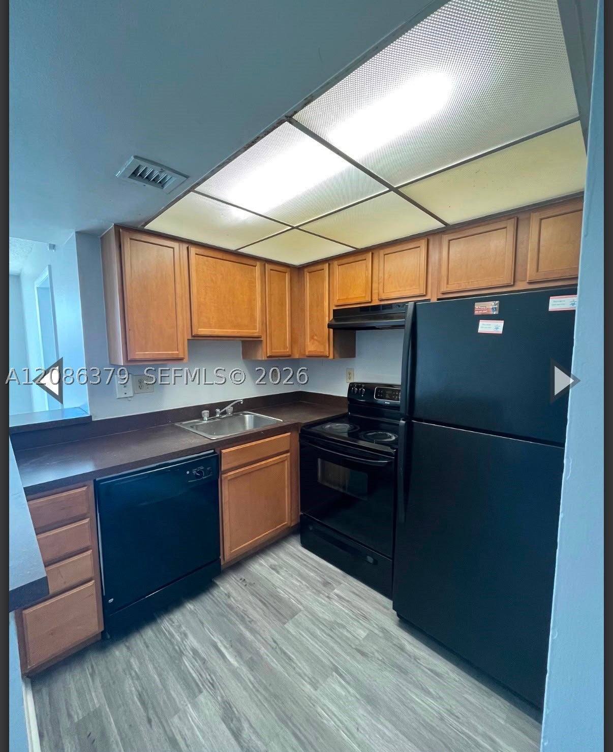 706 Executive Center Dr