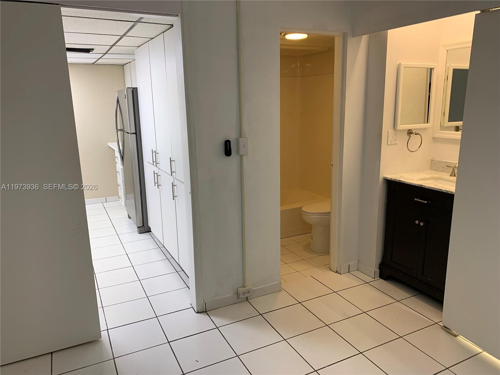 MIAMI LAKES-LAKE KATHARIN - Residential