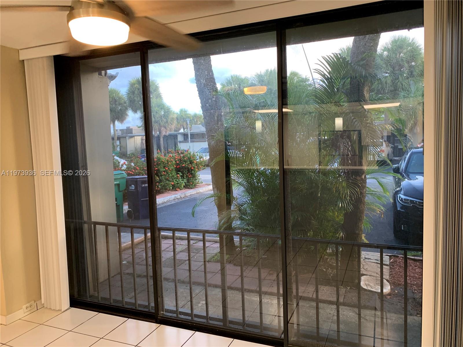 MIAMI LAKES-LAKE KATHARIN - Residential