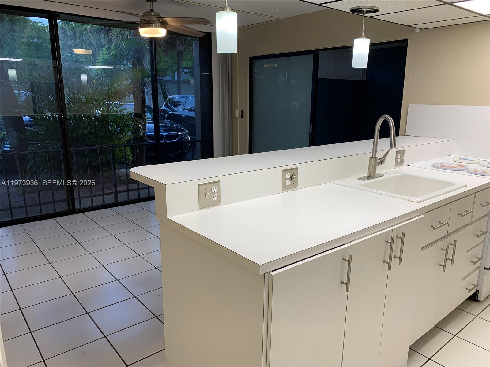 MIAMI LAKES-LAKE KATHARIN - Residential