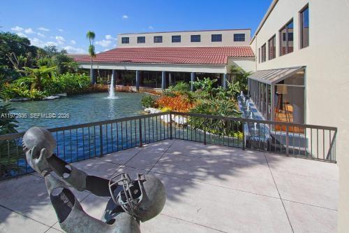 MIAMI LAKES-LAKE KATHARIN - Residential