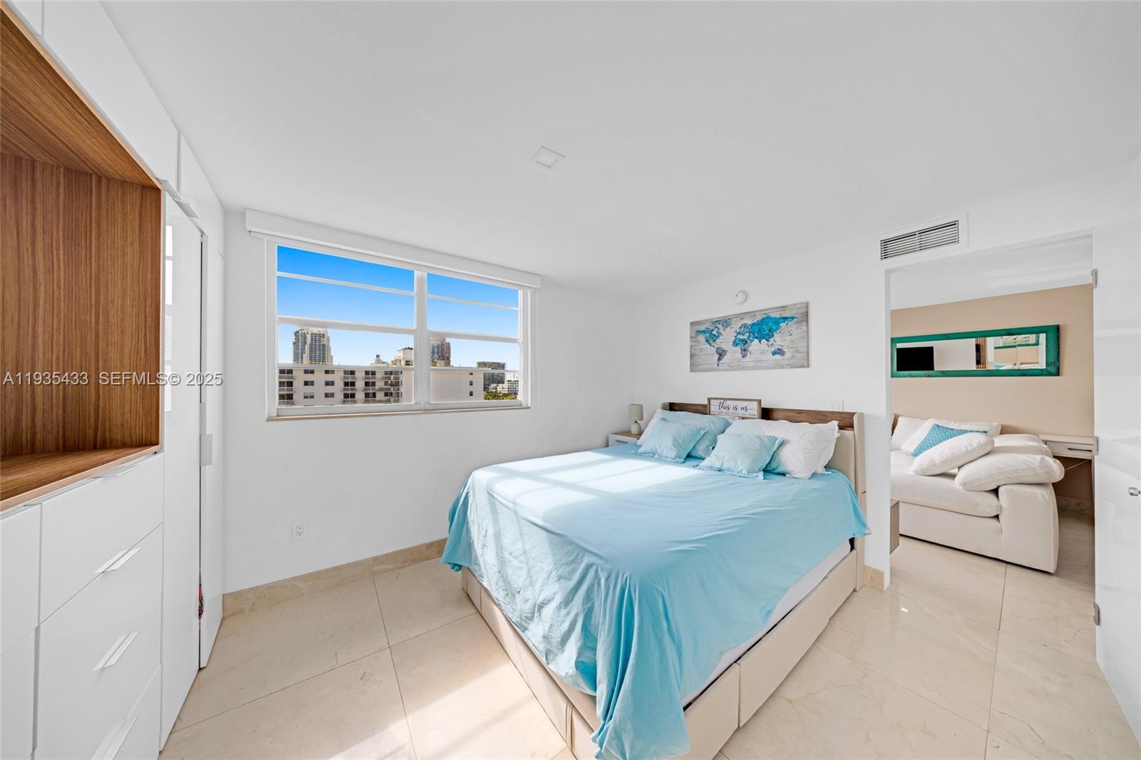 ROYAL ATLANTIC CONDO - Residential