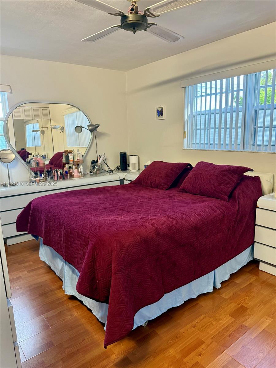 PALM SPRINGS NORTH SEC D - Residential