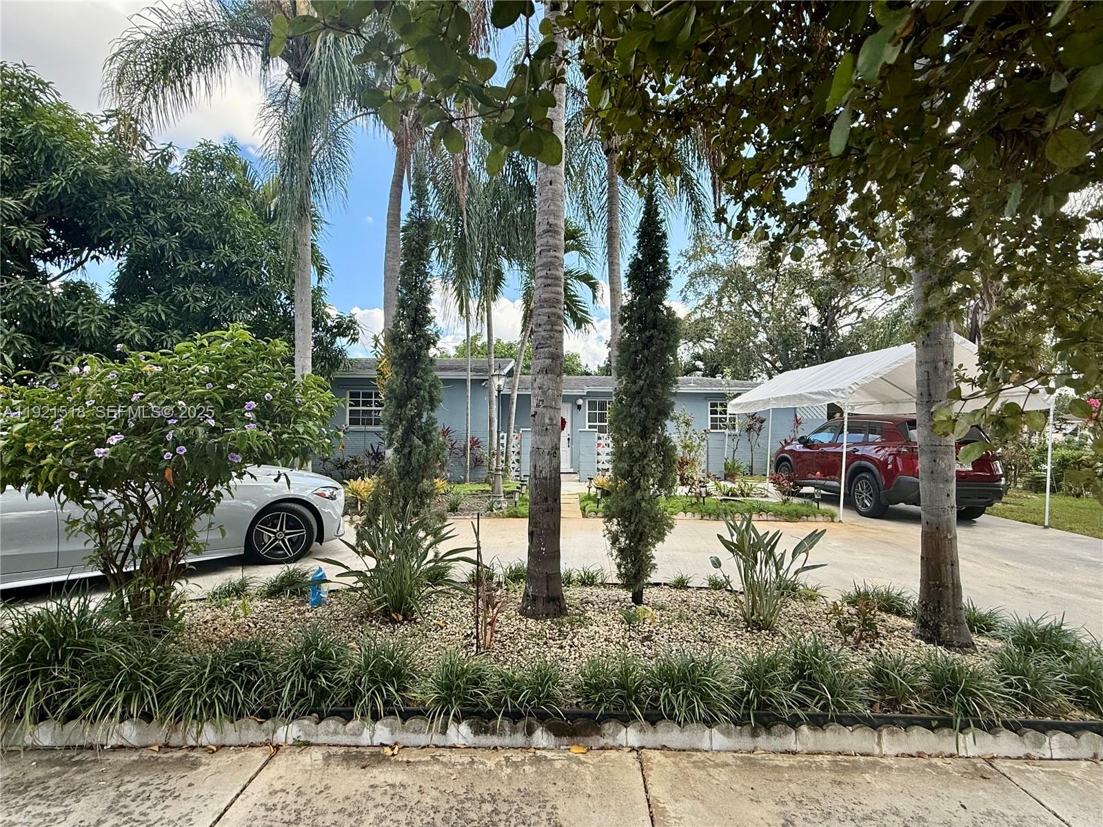 PALM SPRINGS NORTH SEC D - Residential