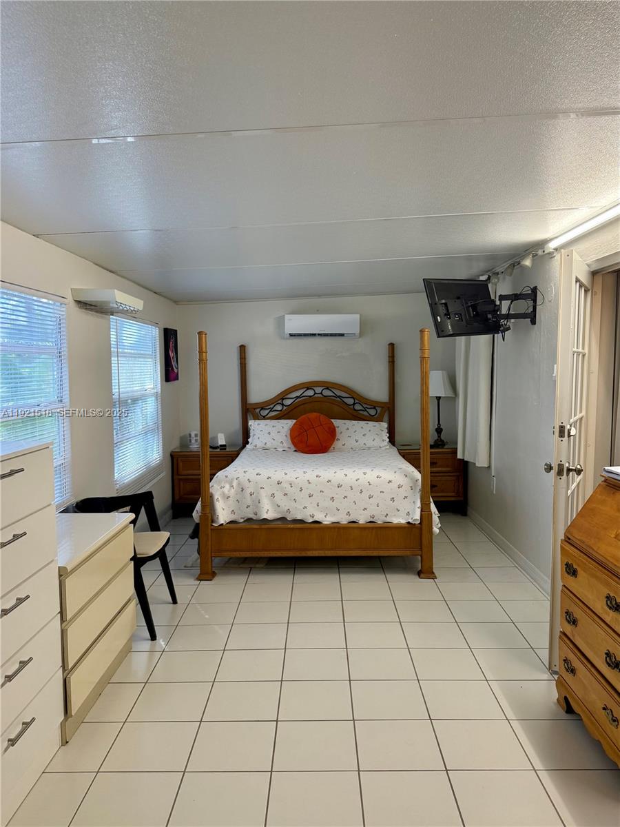 PALM SPRINGS NORTH SEC D - Residential