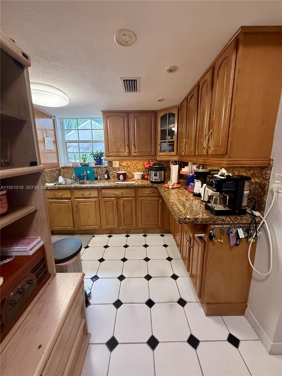 PALM SPRINGS NORTH SEC D - Residential