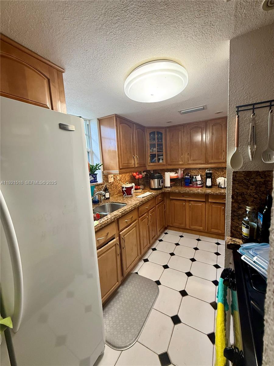 PALM SPRINGS NORTH SEC D - Residential