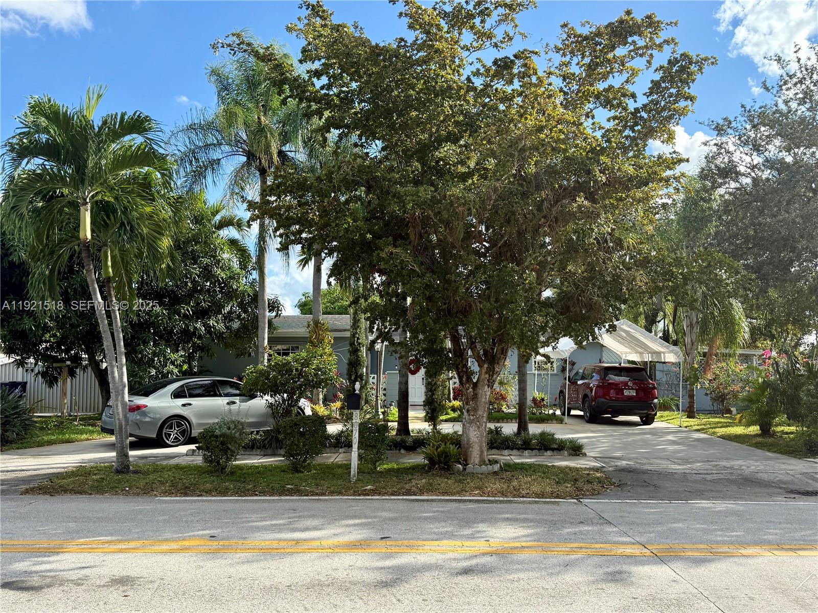 PALM SPRINGS NORTH SEC D - Residential